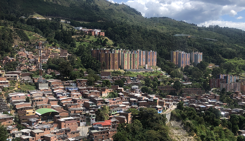 8 tips for travelling a country that scares you_Colombia Medellin_On The Go3